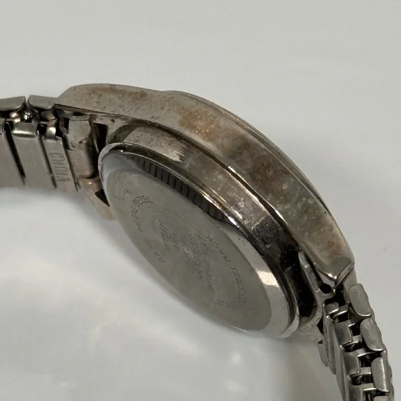 Silver Stretch Band Watch with Rose Pink Dial New Battery - Picture 7 of 7